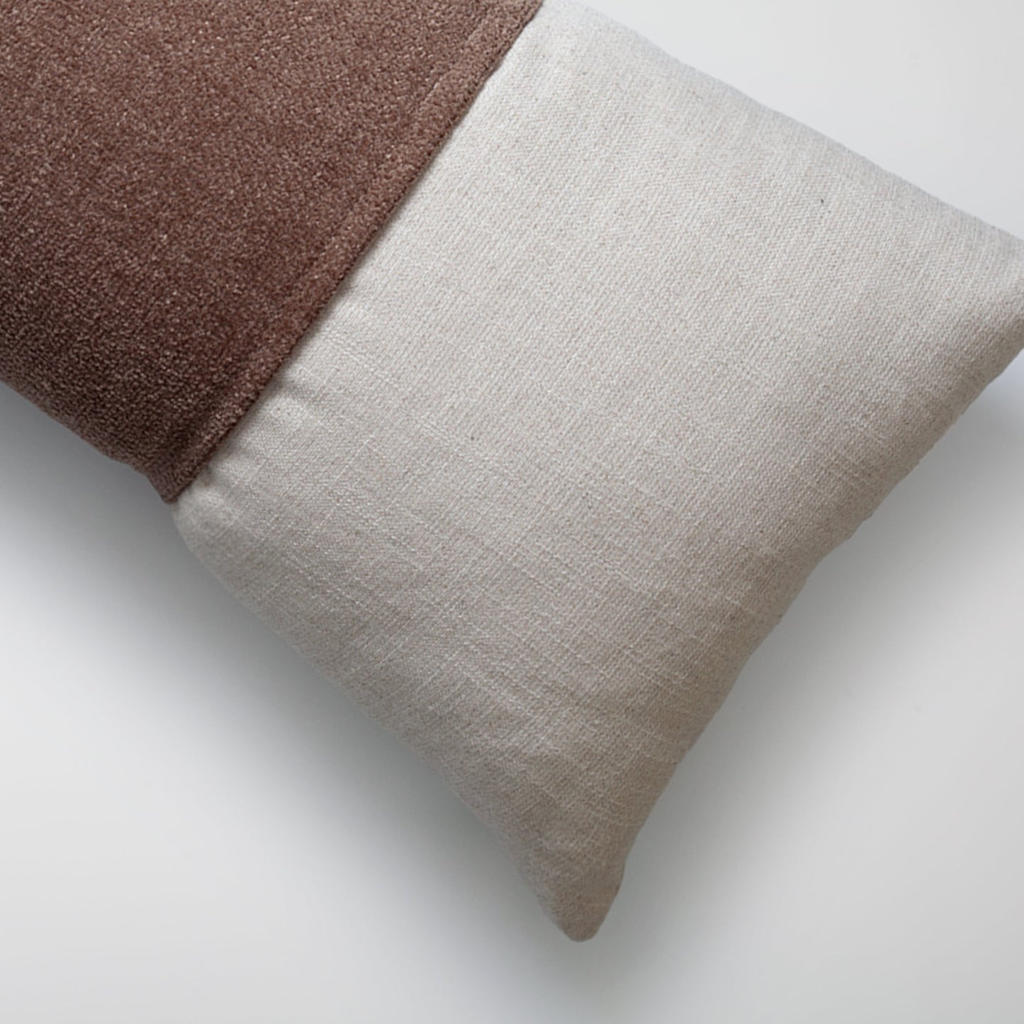 Borla & Belt | Set of 3 | Light Brown Bed Runner & Pillow Covers Set