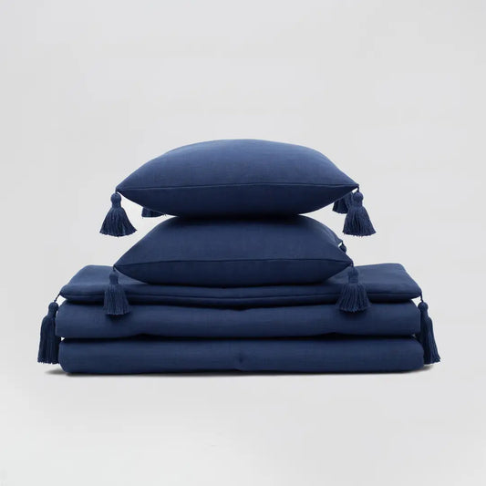 Loom Bed Runner & Pillow Covers | Set of 3 | Navy Blue Linen Blend Bedset