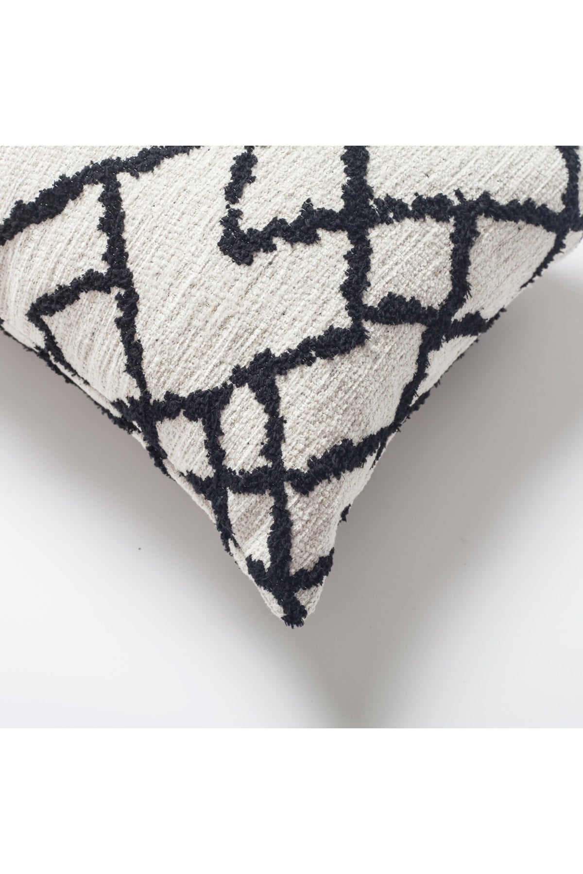 Maya | Black and White Kilim Patterned Tribal Boho Textured Lumbar 12''x20'' Throw Pillow Cover