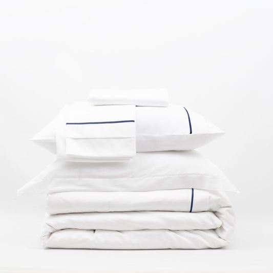 Lusso | 100% Cotton Sateen Navy Blue Pipping Queen Size White Duvet Cover Set