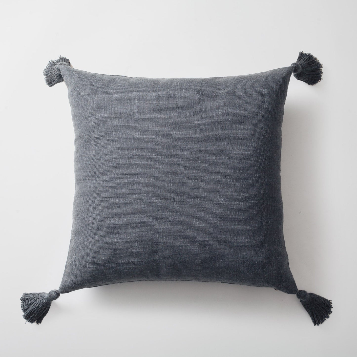 Loom Bed Runner & Pillow Covers | Set of 4 | Dark Gray Mustard Nomad Bedset