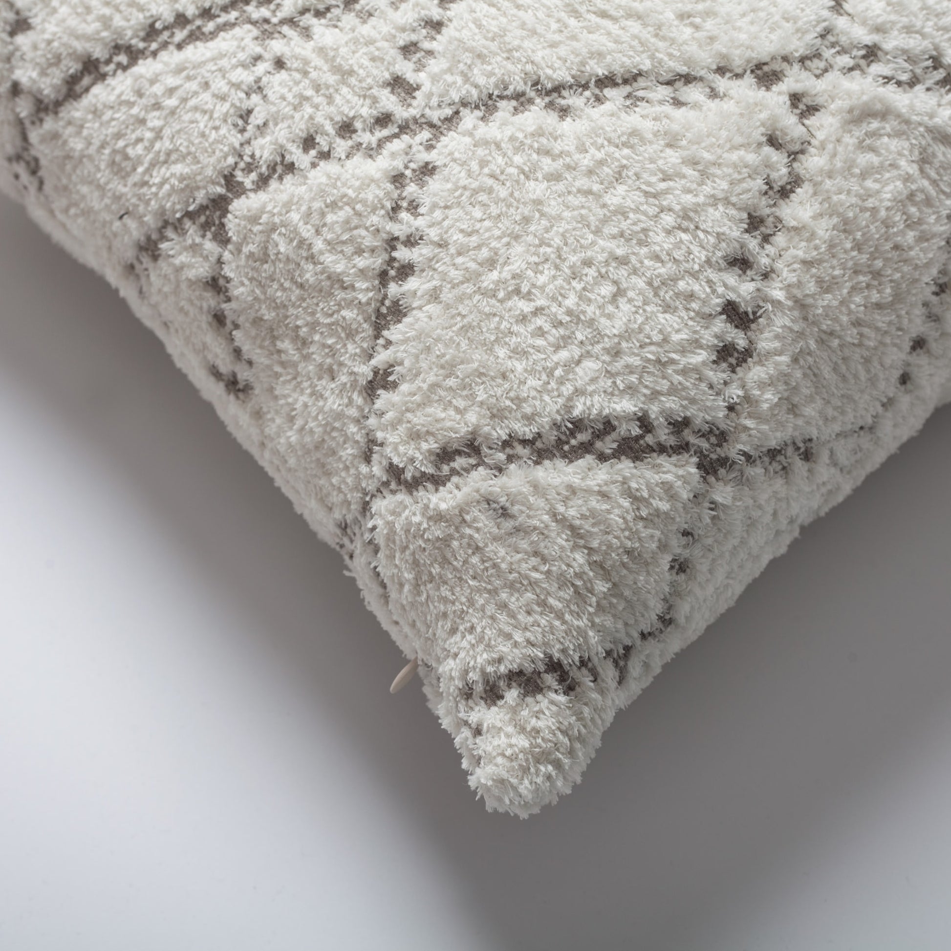 Asos | White Geometric Diamond Pattern Textured Tufted Square 18"x18'' Throw Pillow Cover